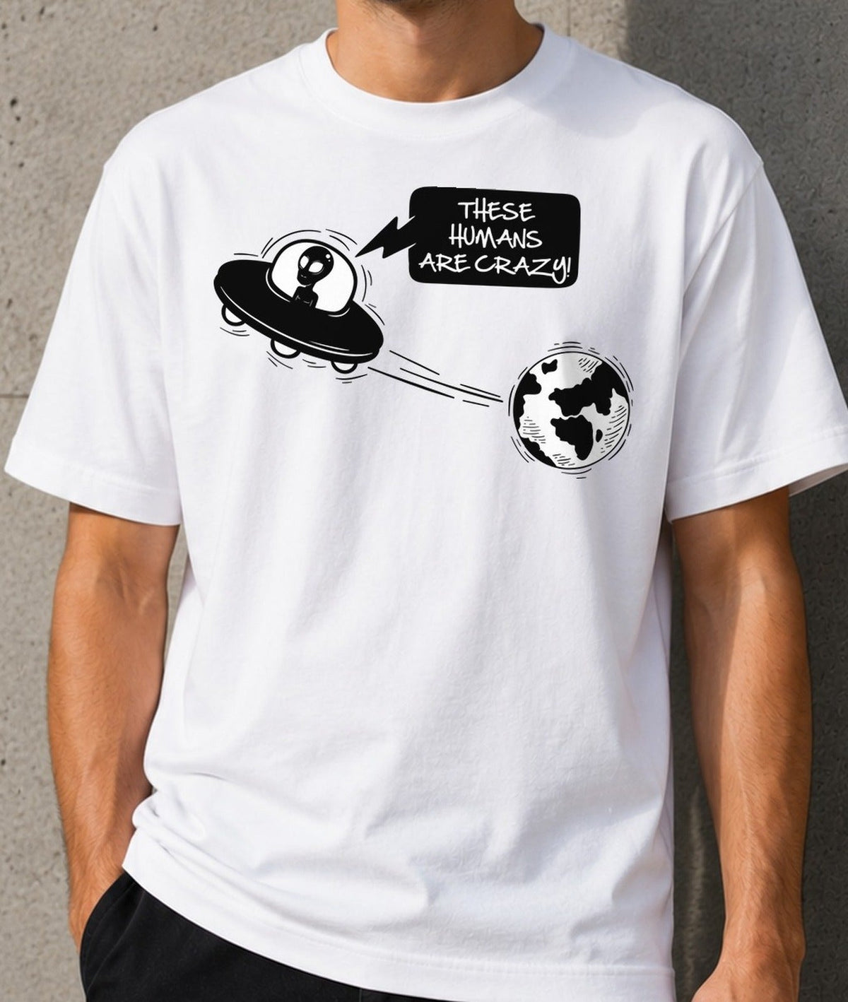 Camiseta Alien Invasion – These Humans Are Crazy (blanca)
