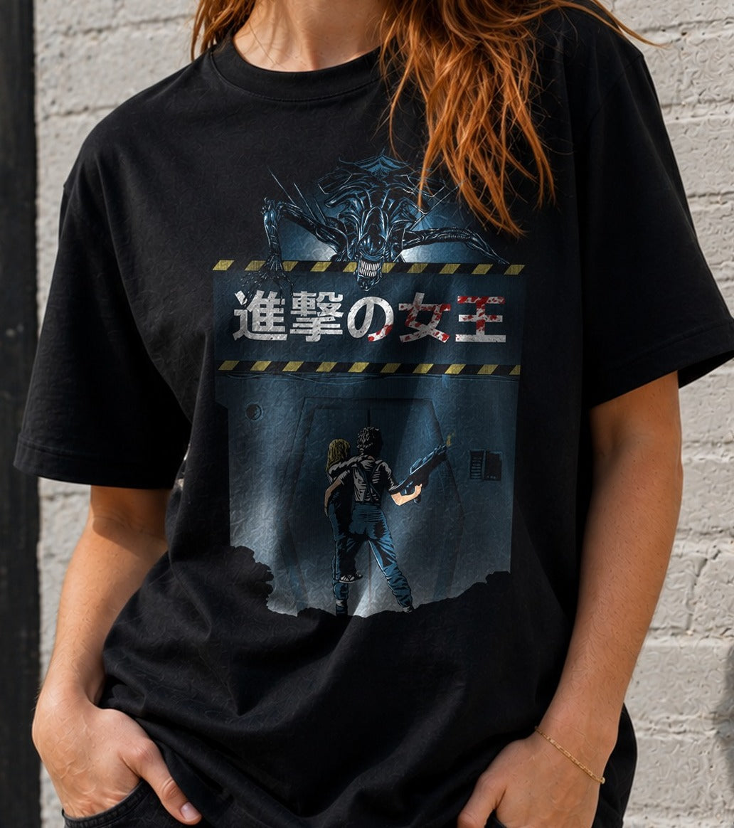 Camiseta Attack on Queen – Aliens (negra)