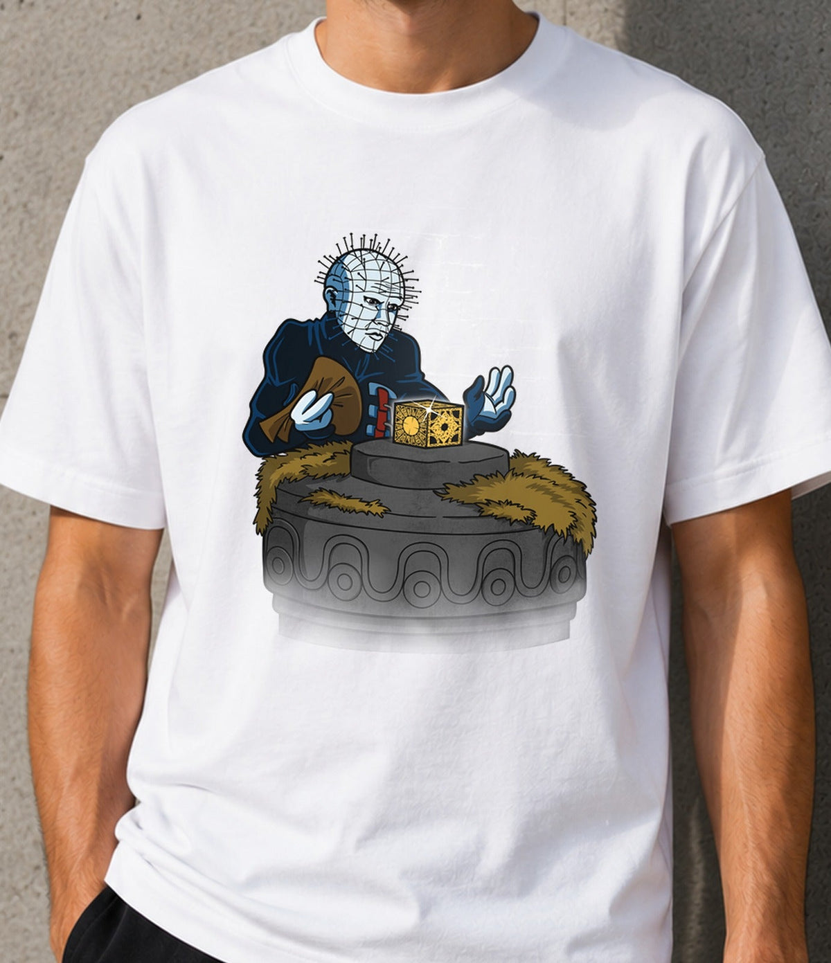 Camiseta Cenobite Jones – Terror Clásico de los 80 (blanca)