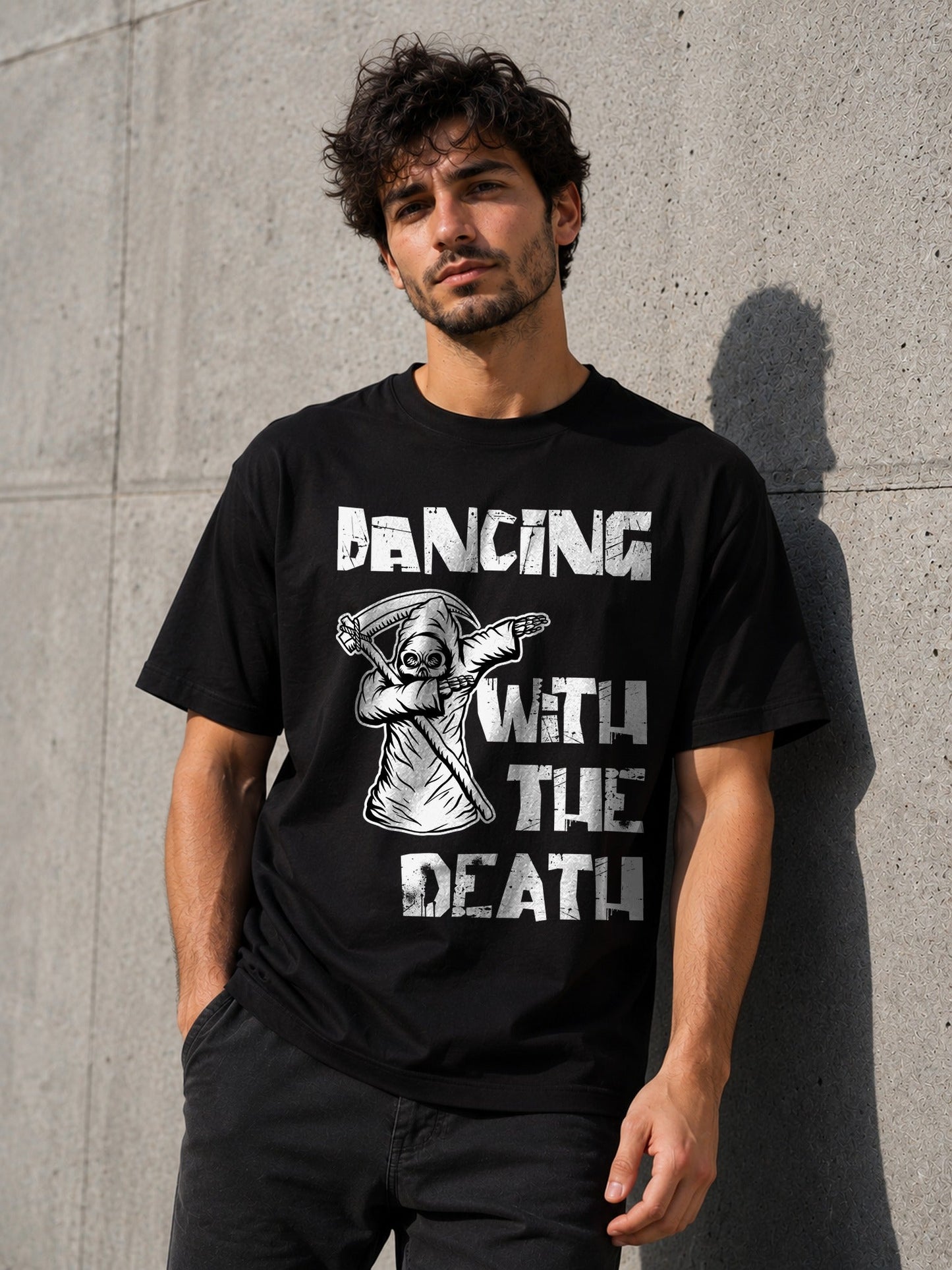 Camiseta con el diseño Dancing With The Death – Regalo para amantes del Halloween, de Paranoia Records
