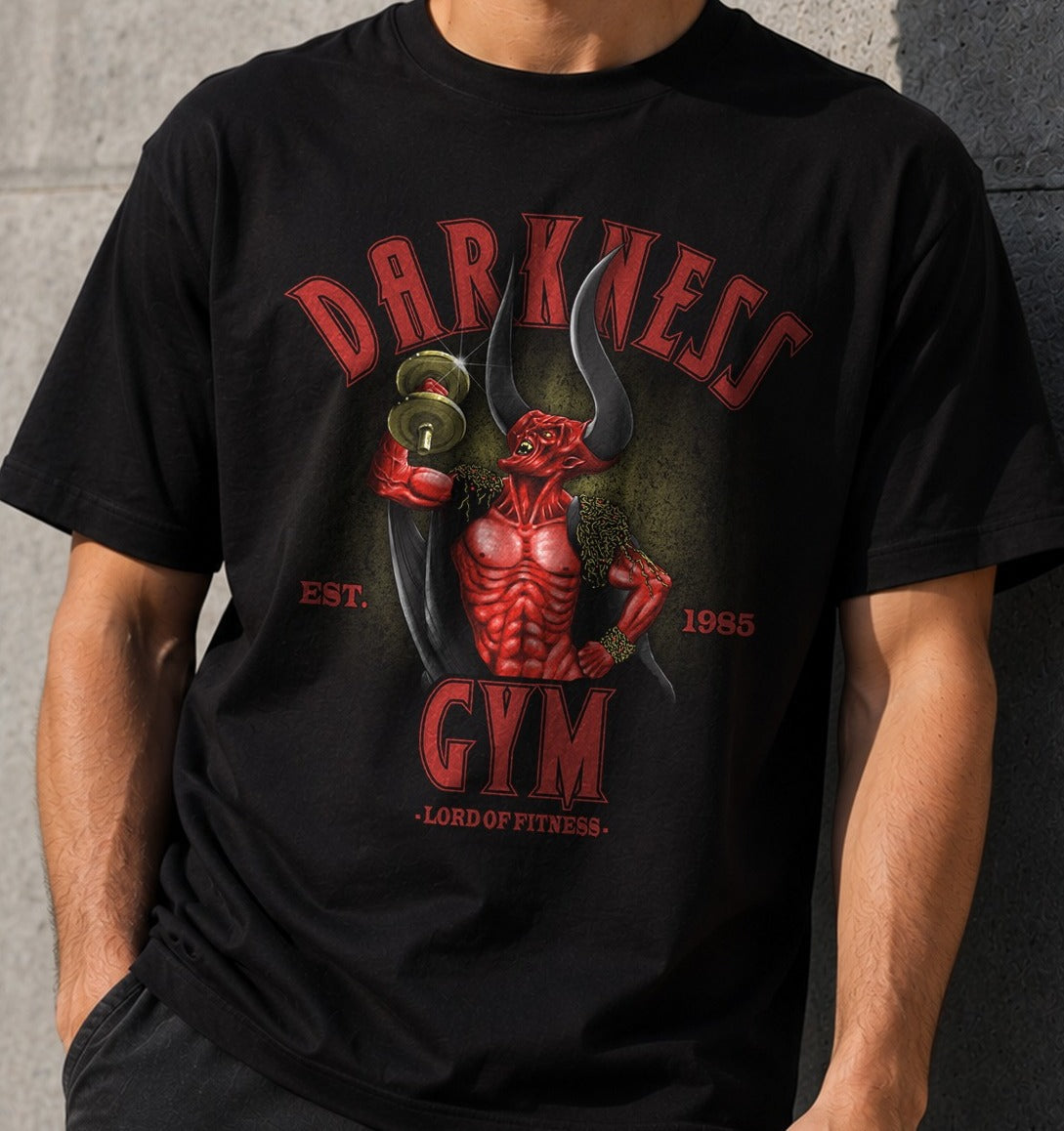 Camiseta Darkness Gym – Lord of Fitness (negra)