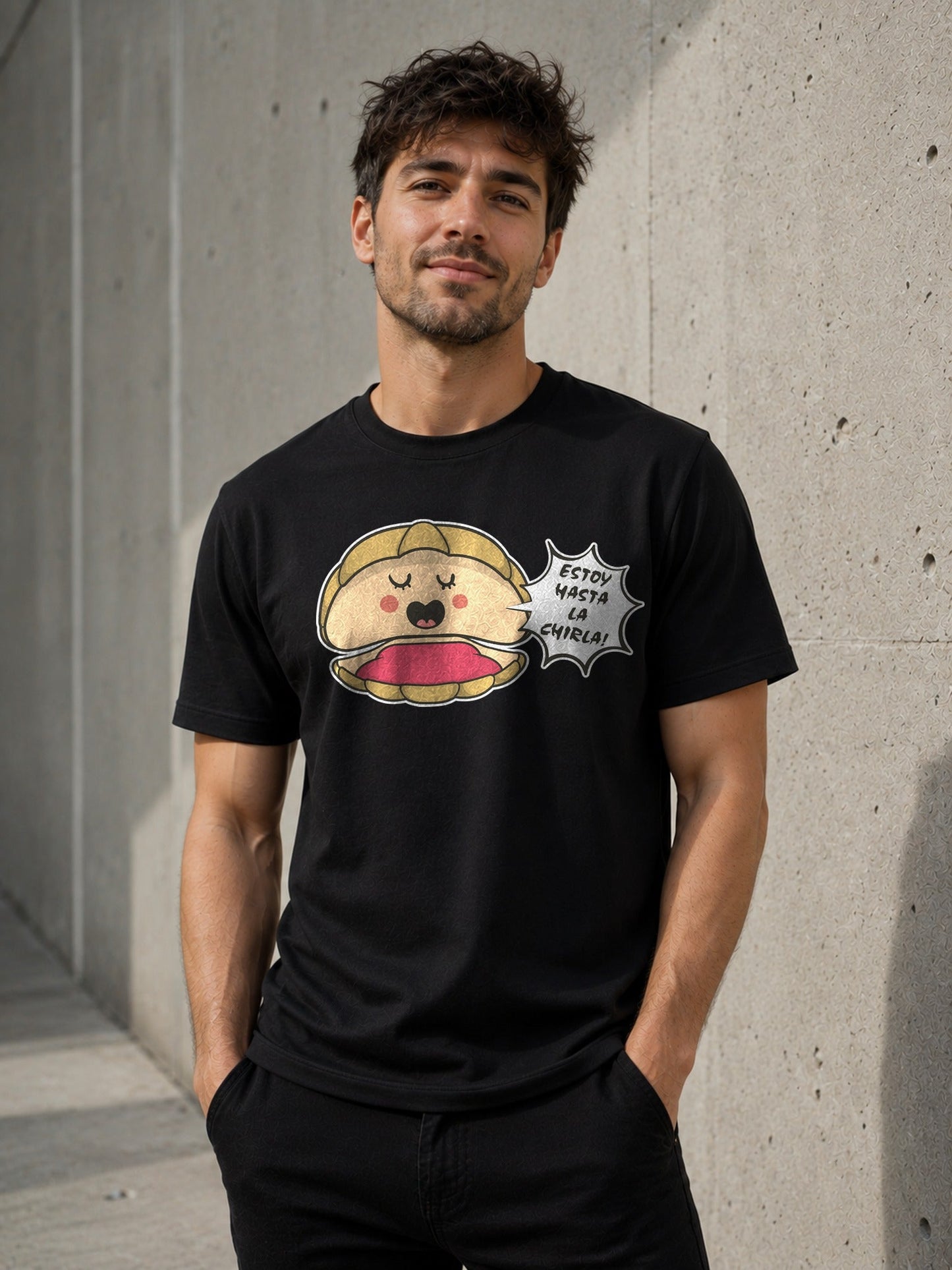 Camiseta con el diseño Estoy Hasta la Chirla – Humor gallego, de Paranoia Records