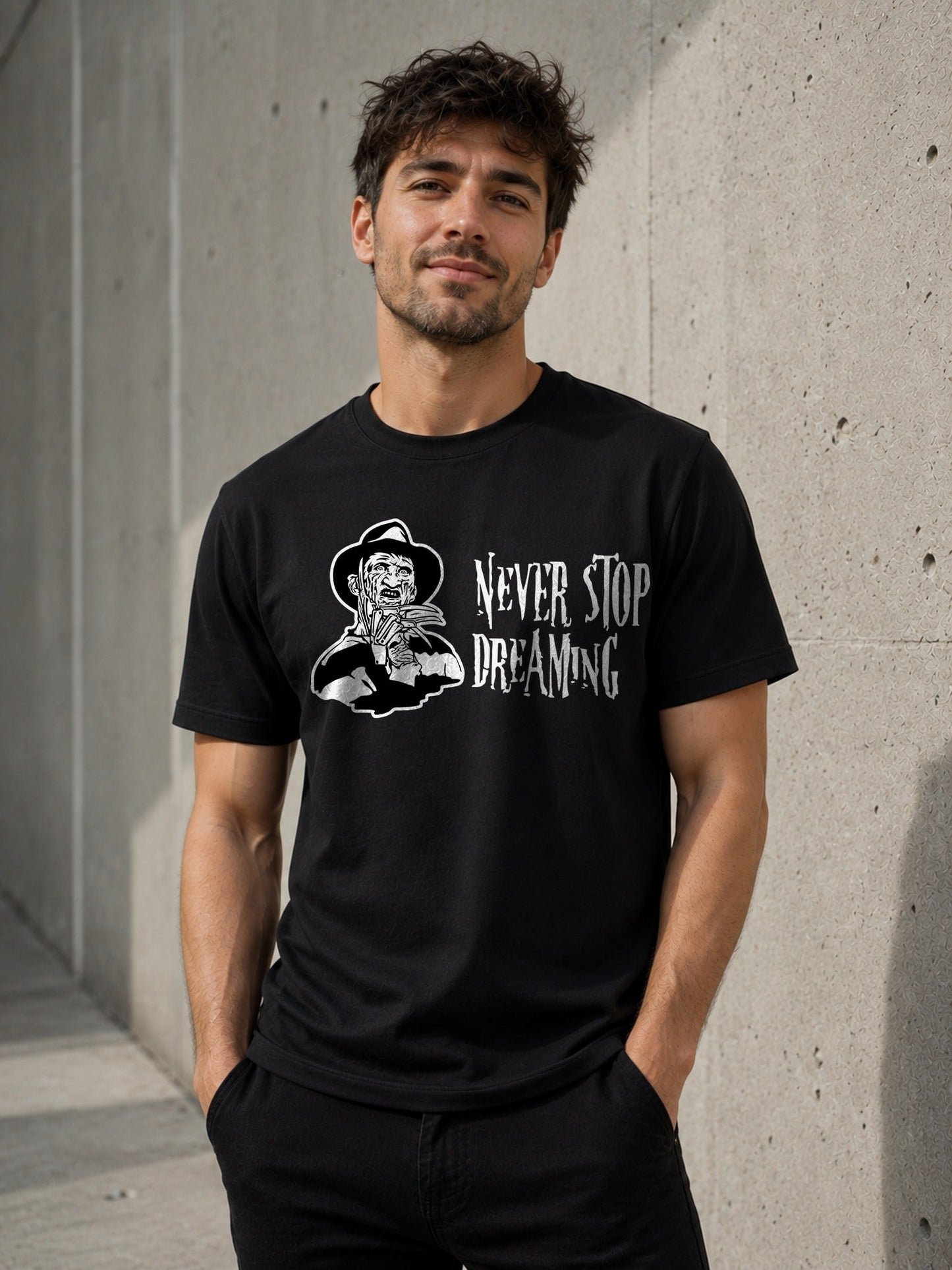 Camiseta Never Stop Dreaming – Freddy Krueger