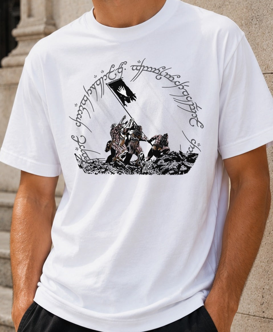 Camiseta Raising the White Hand Falg – El Señor de los Anillos (blanca)