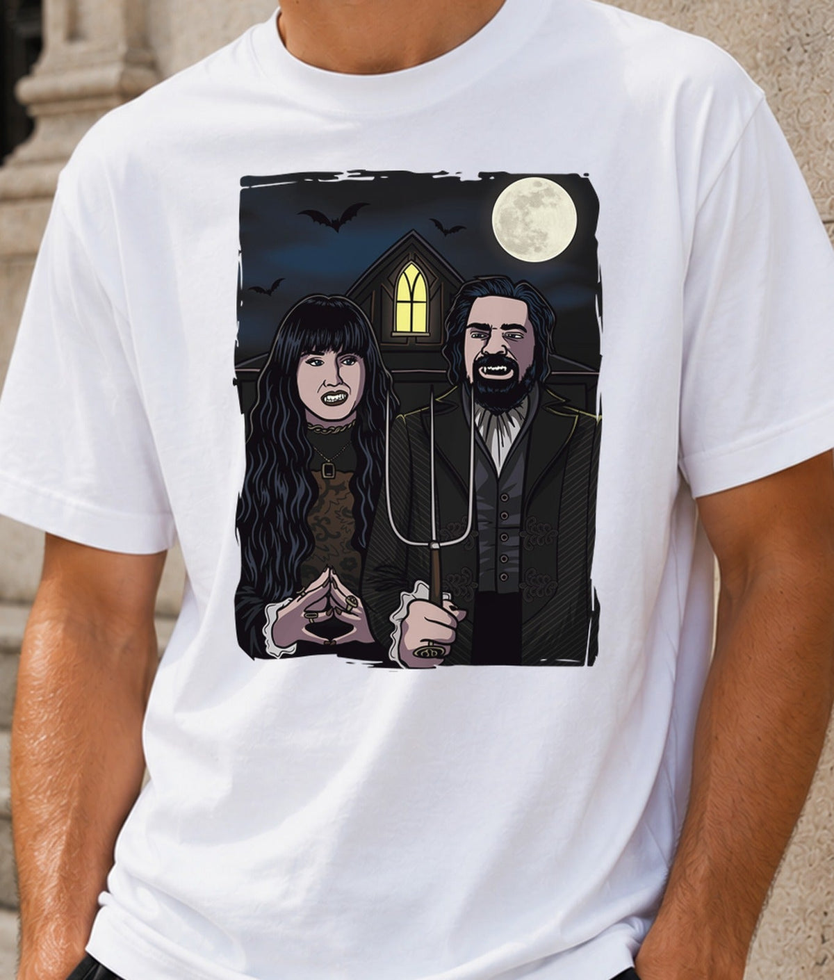 Camiseta Shadows Gothic – Vampiros Góticos con Horca (blanca)
