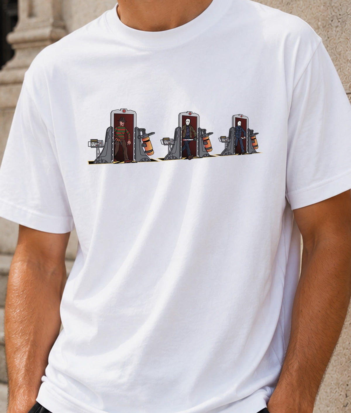 Camiseta Slashers, Inc – Terror Clásico en el Aeropuerto (blanca)