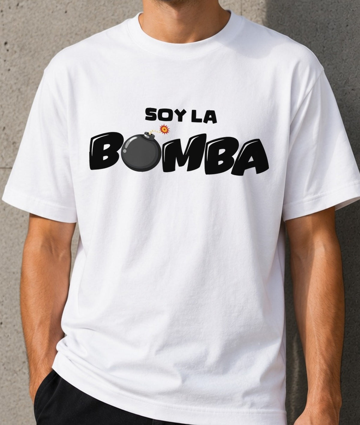 Camiseta Soy la Bomba – Regalo para cumpleaños (blanca)