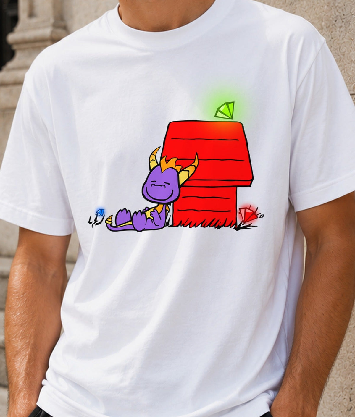 Camiseta Spyro Copia – Dragón Morado en Caseta de Cómic (blanca)