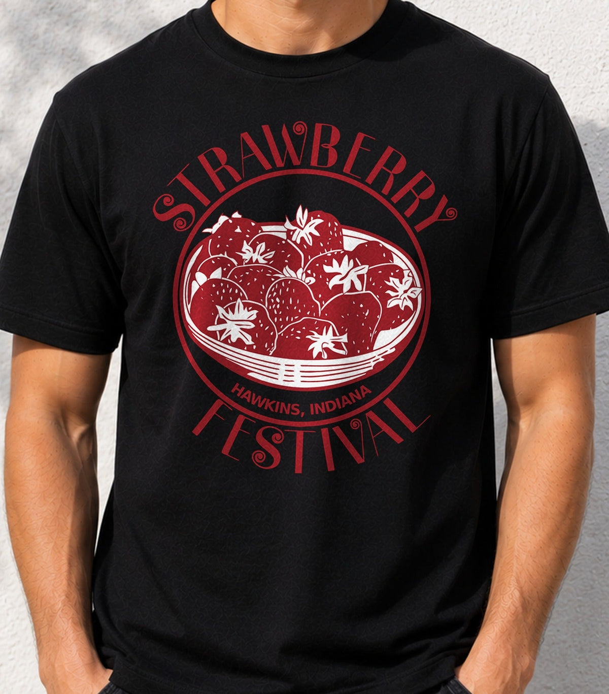 Camiseta Strawberry Festival Hawkins Indiana – Stranger Things (negra)