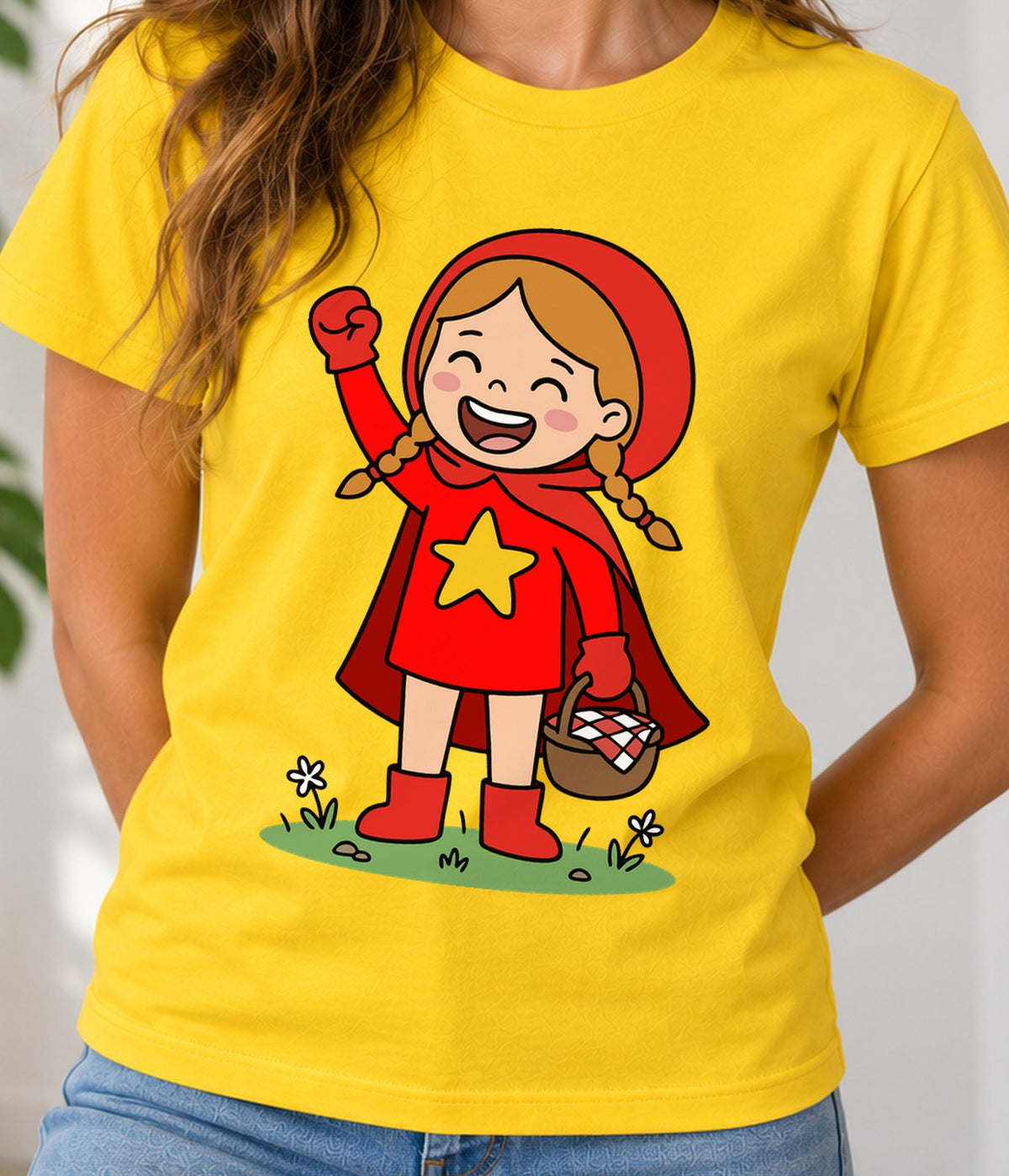 Camiseta mujer Caperucita Muy Roja (amarilla)