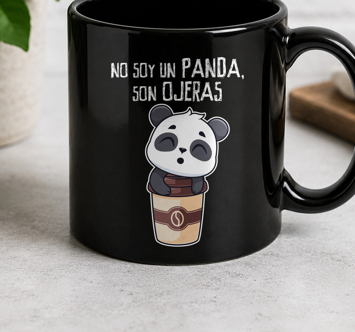Taza Camiseta NO SOY UN PANDA oscuro (negra)