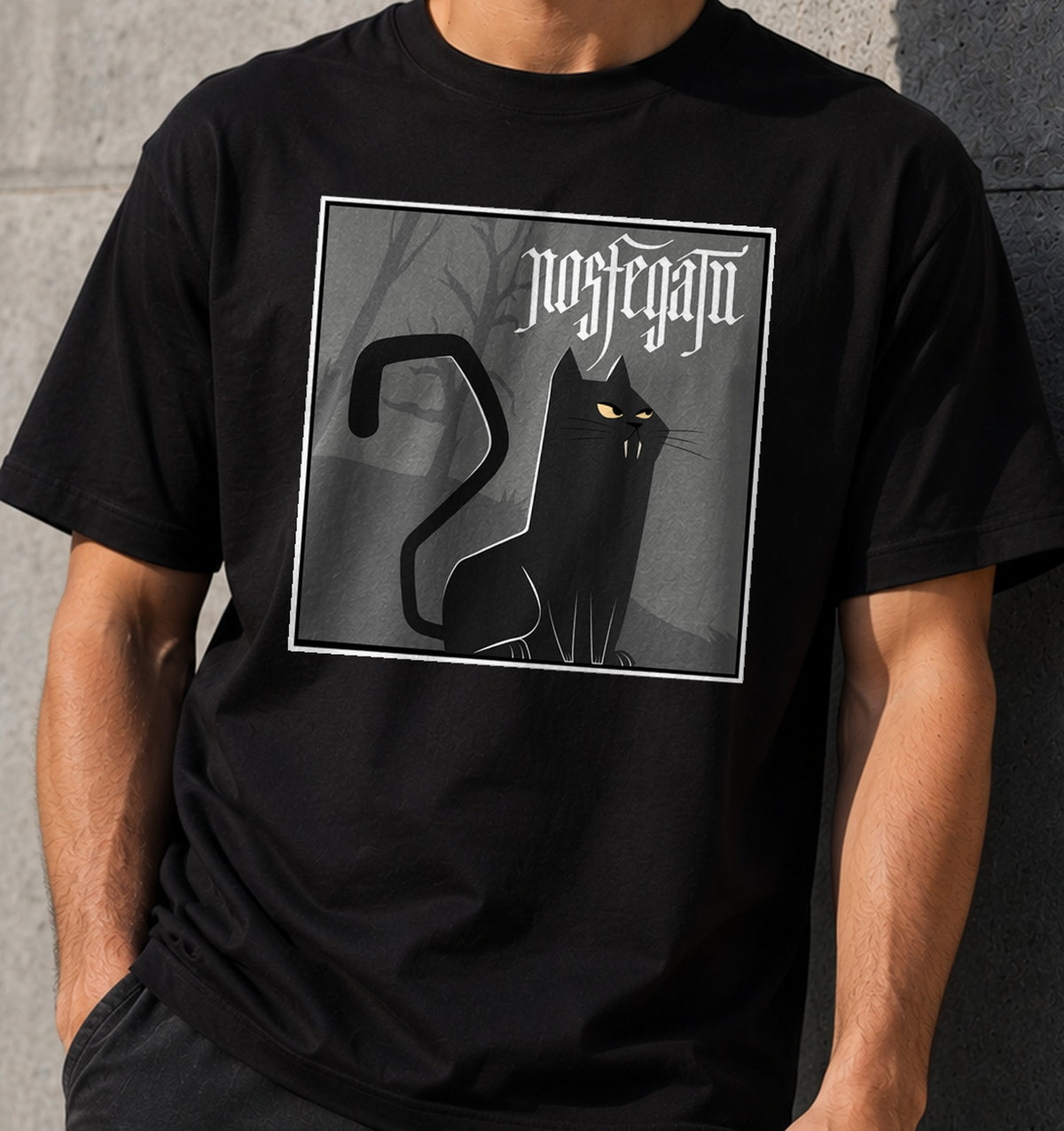 Camiseta Nosferatu – Parodia Gótica para Amantes de los Gatos (negra)