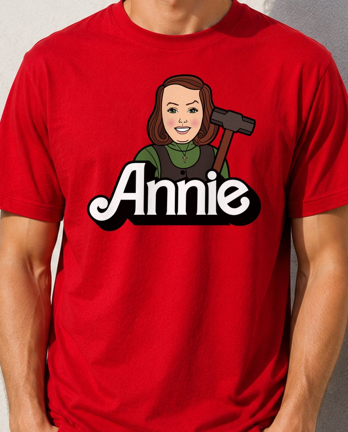 Camiseta Annie Doll – Enfermera Villana del Cine de Terror (roja)