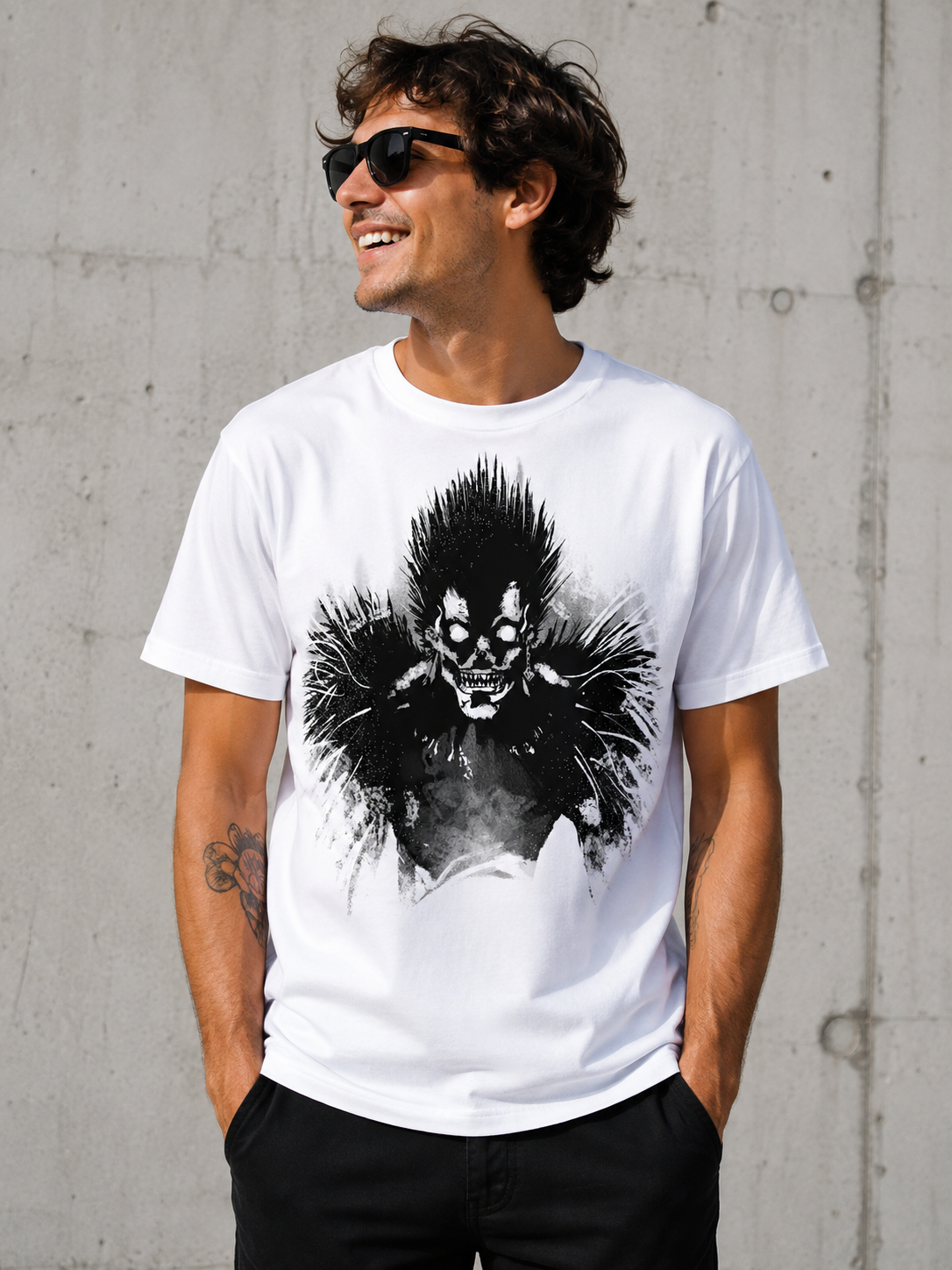 Camiseta blanca con ilustración de Ryuk, shinigami de Death Note, diseño de DDJVIGO