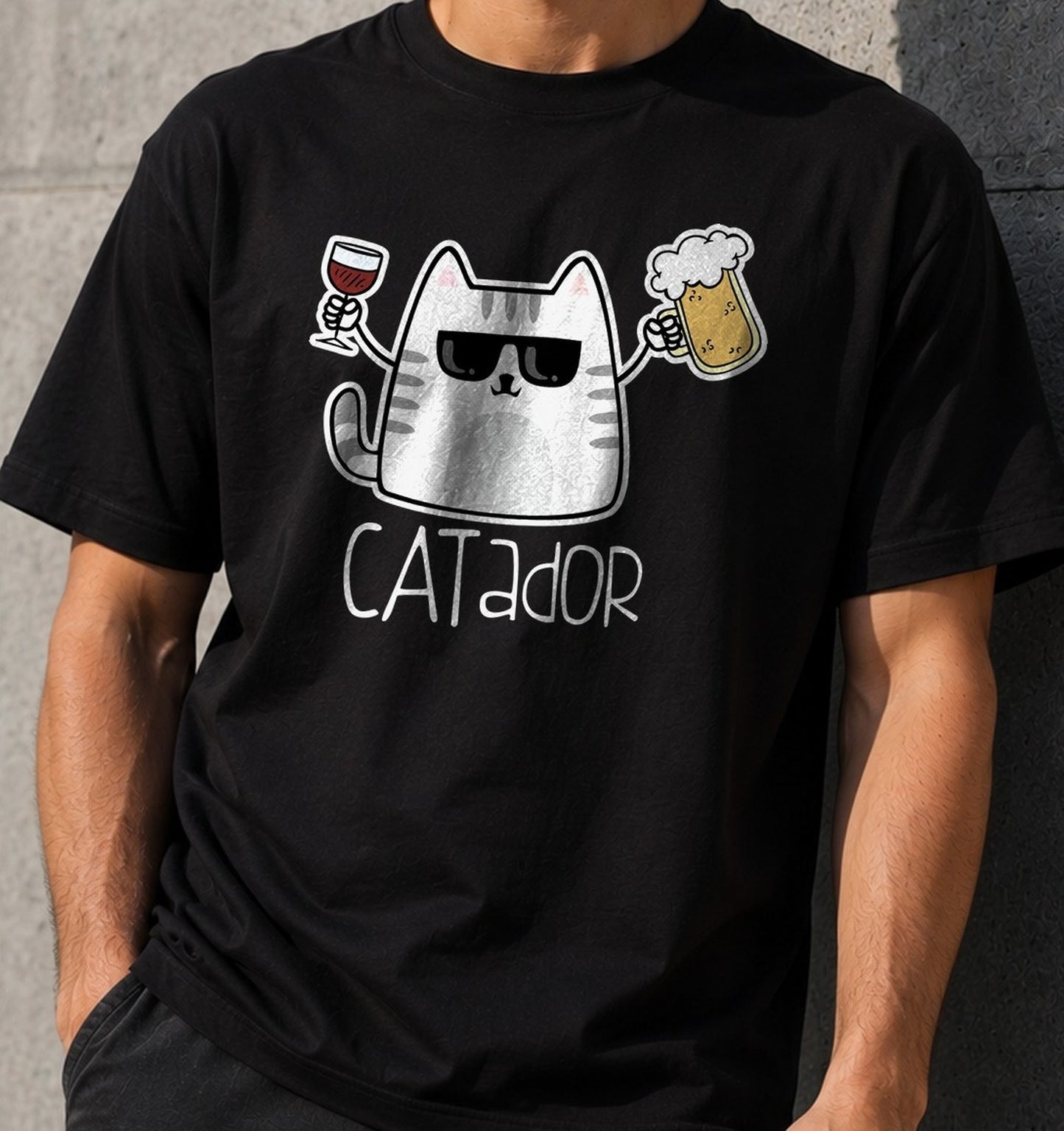 Camiseta Catador – Gato Amante del Vino y la Cerveza (negra)