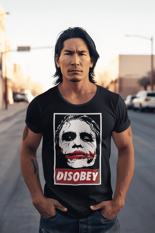 Camiseta Chaos And Disobey - El Cajón Friki
