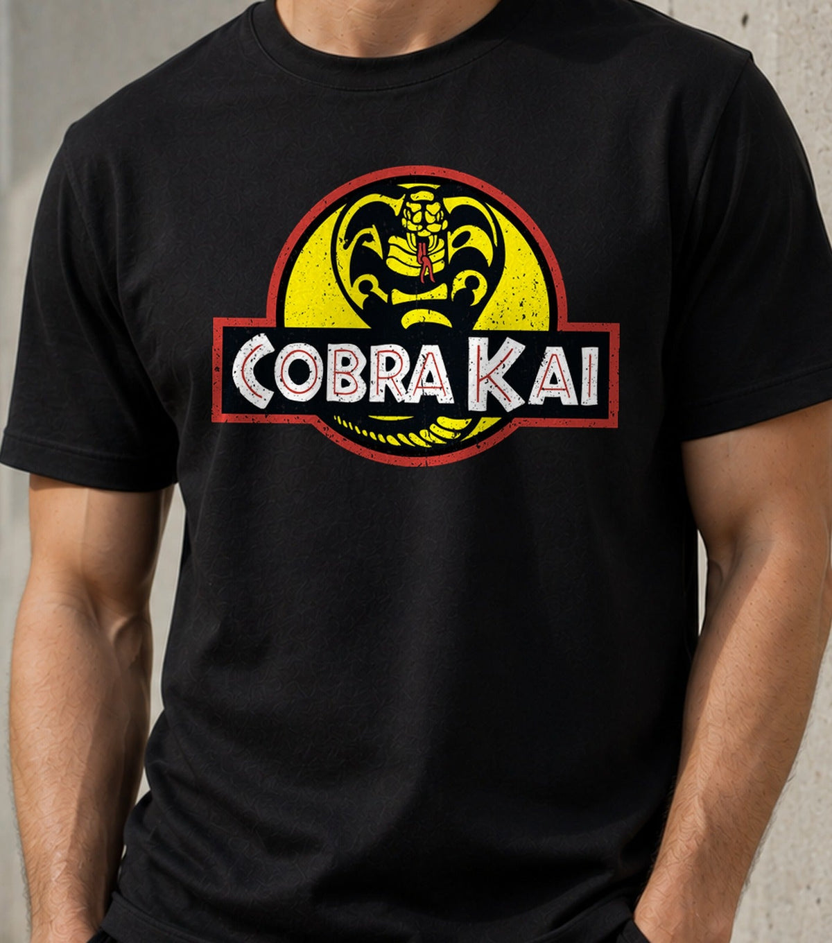 Camiseta Cobra Park – Parodia de Parque de Dinosaurios y Kárate (negra)