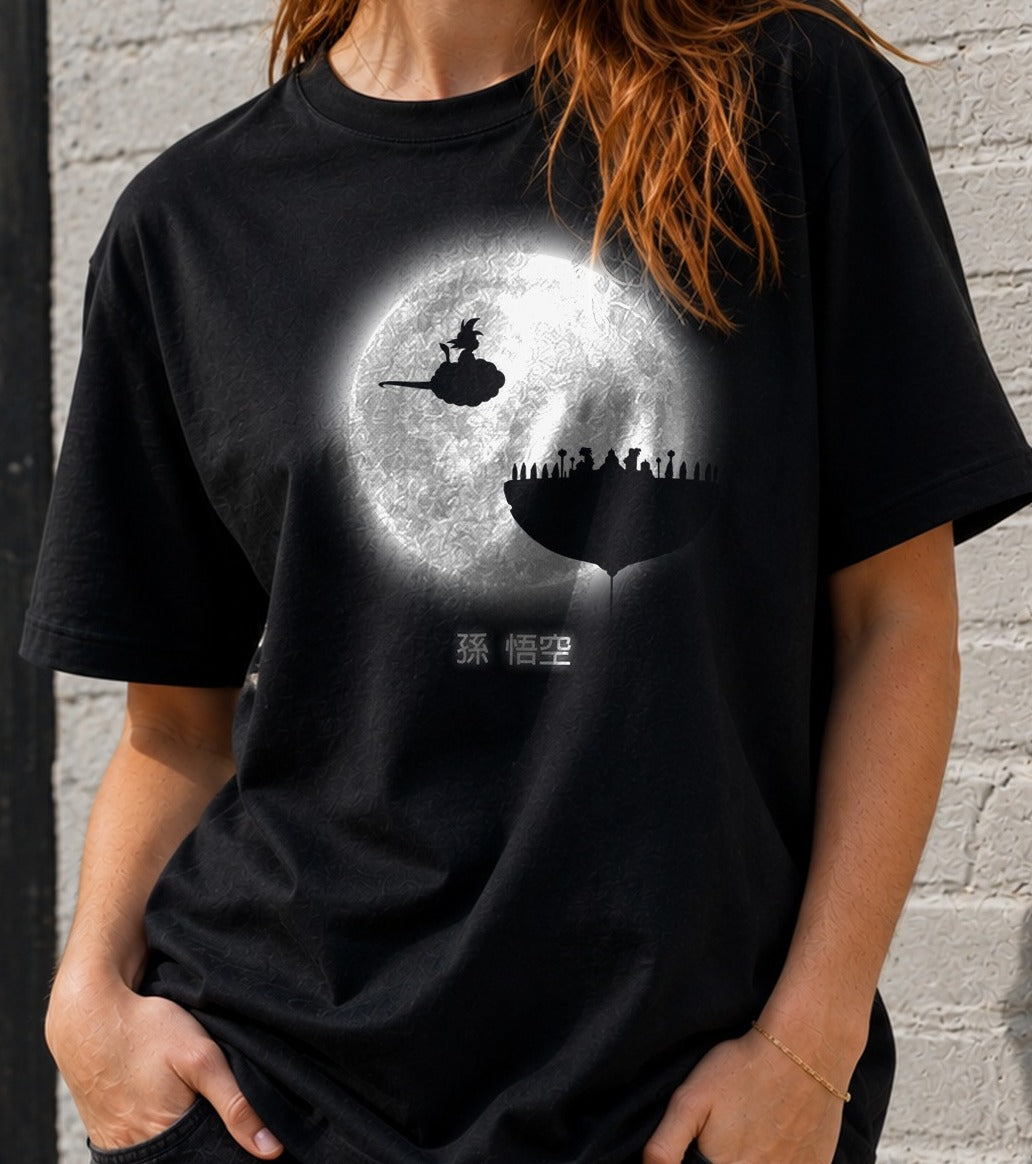 Camiseta Don't Look at the Full Moon – Goku de Dragon Ball (negra)
