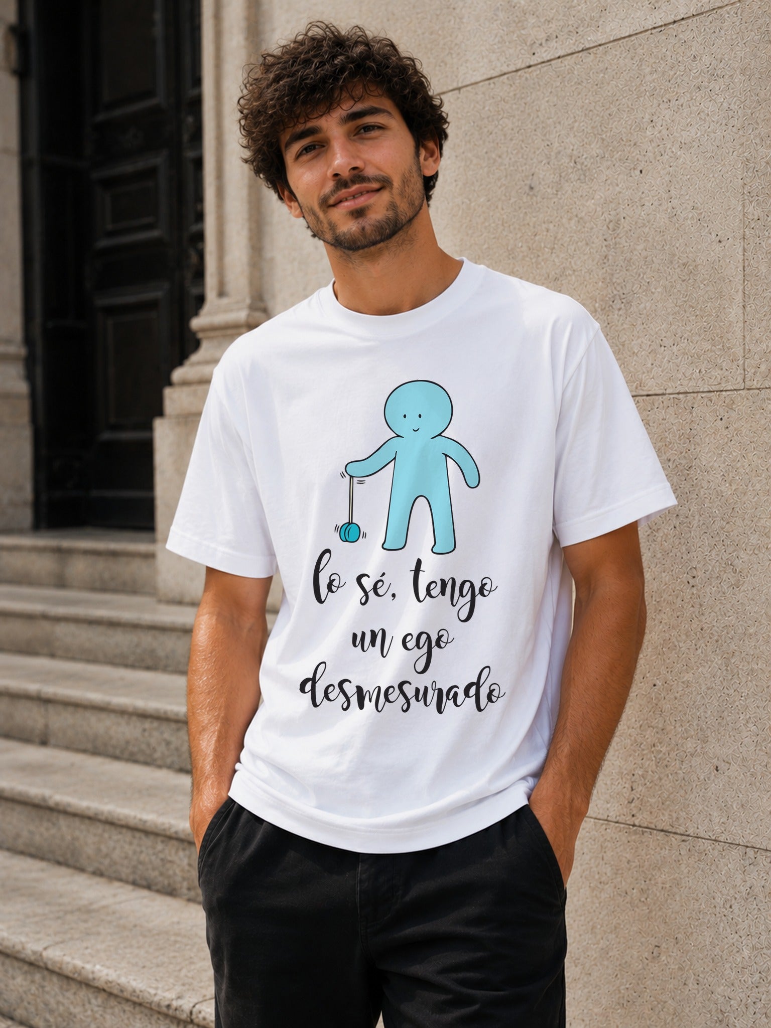 Camiseta con el diseño Ego Desmesurado – Humor para los que se lo tienen muy creído, de Paranoia Records
