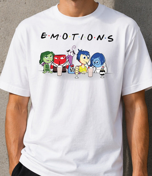 Camiseta Emotions – Emociones de Animación Tomando Batidos (blanca)