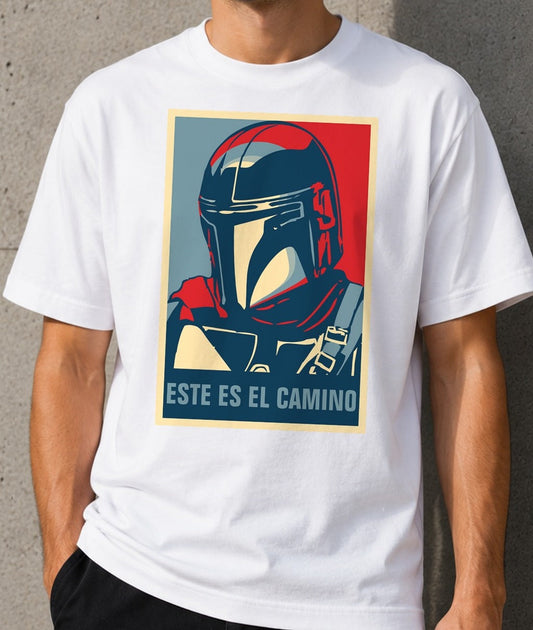 Camiseta Este es el Camino – The Mandalorian (blanca)