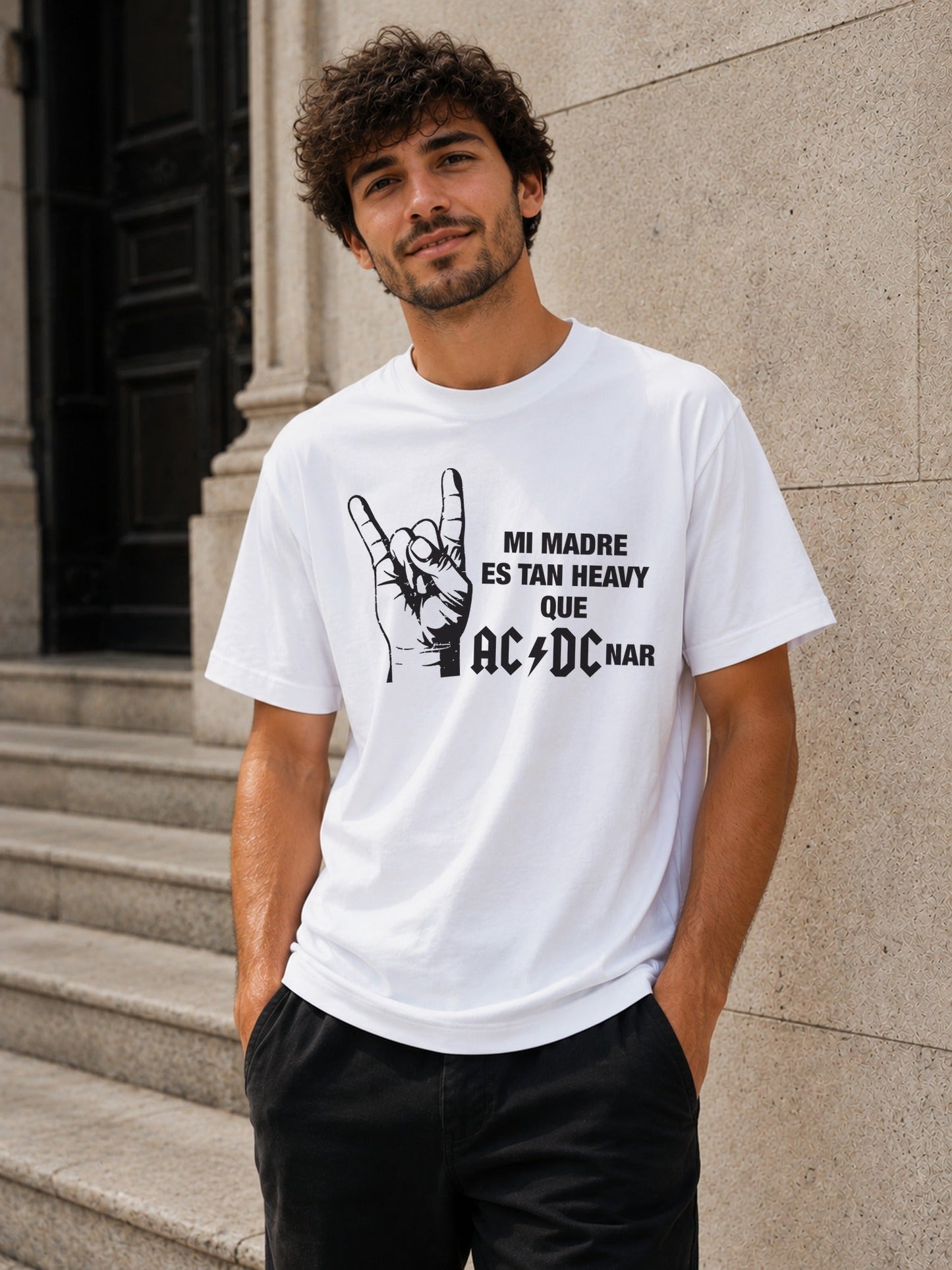 Camiseta con el diseño Hace de Cenar Madre – Regalo para el Día de la Madre, de Paranoia Records