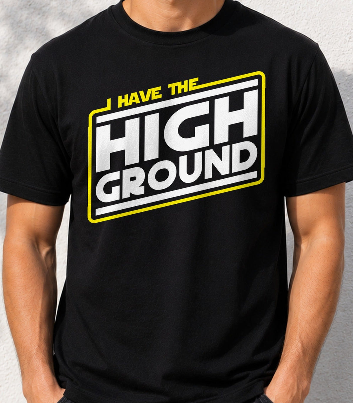 Camiseta I Have the High Ground – Frase de Duelo con Espada Láser (negra)