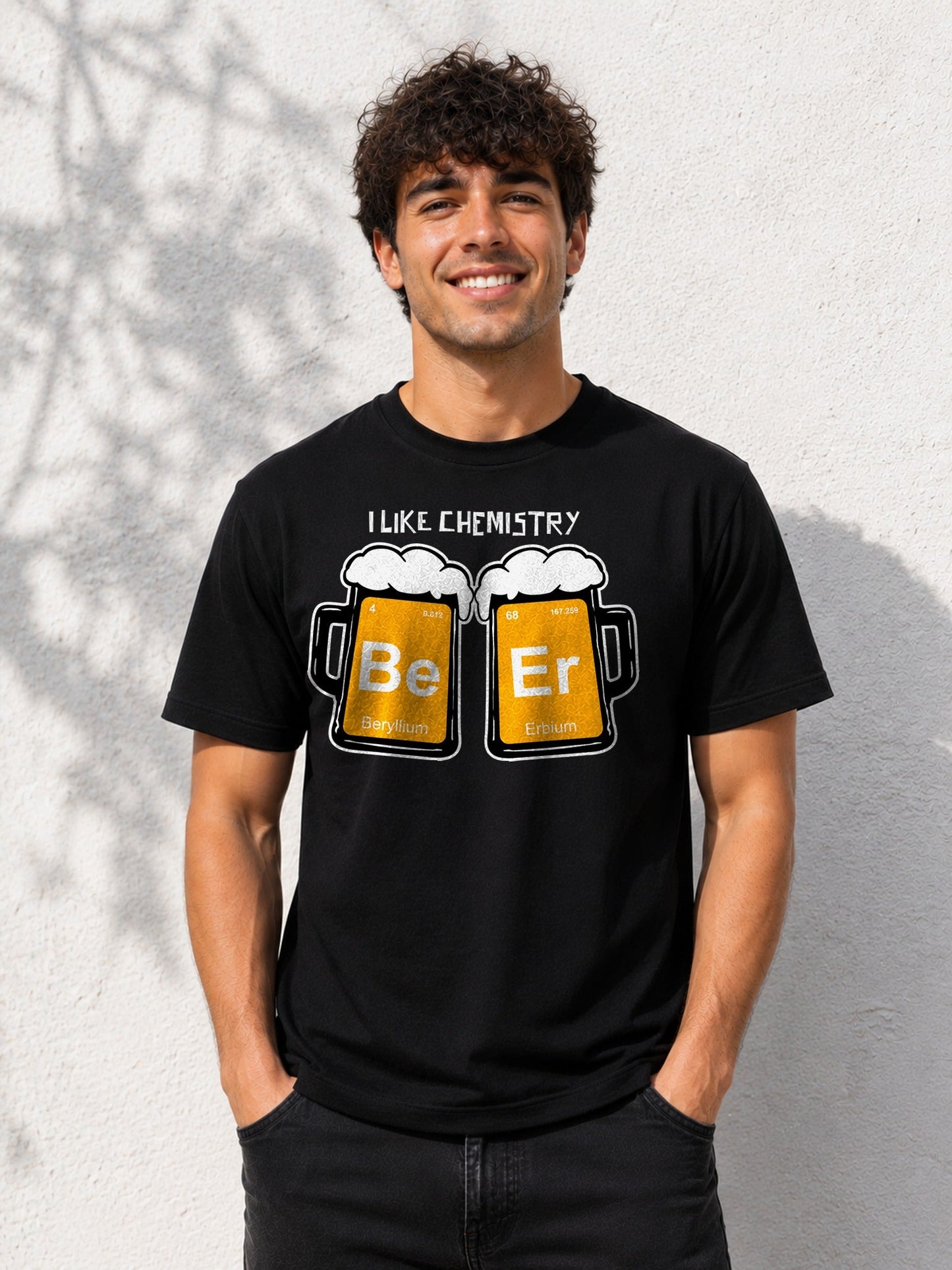 Camiseta con el diseño I Like Chemistry – Regalo para amantes de la cerveza y la ciencia, de Paranoia Records