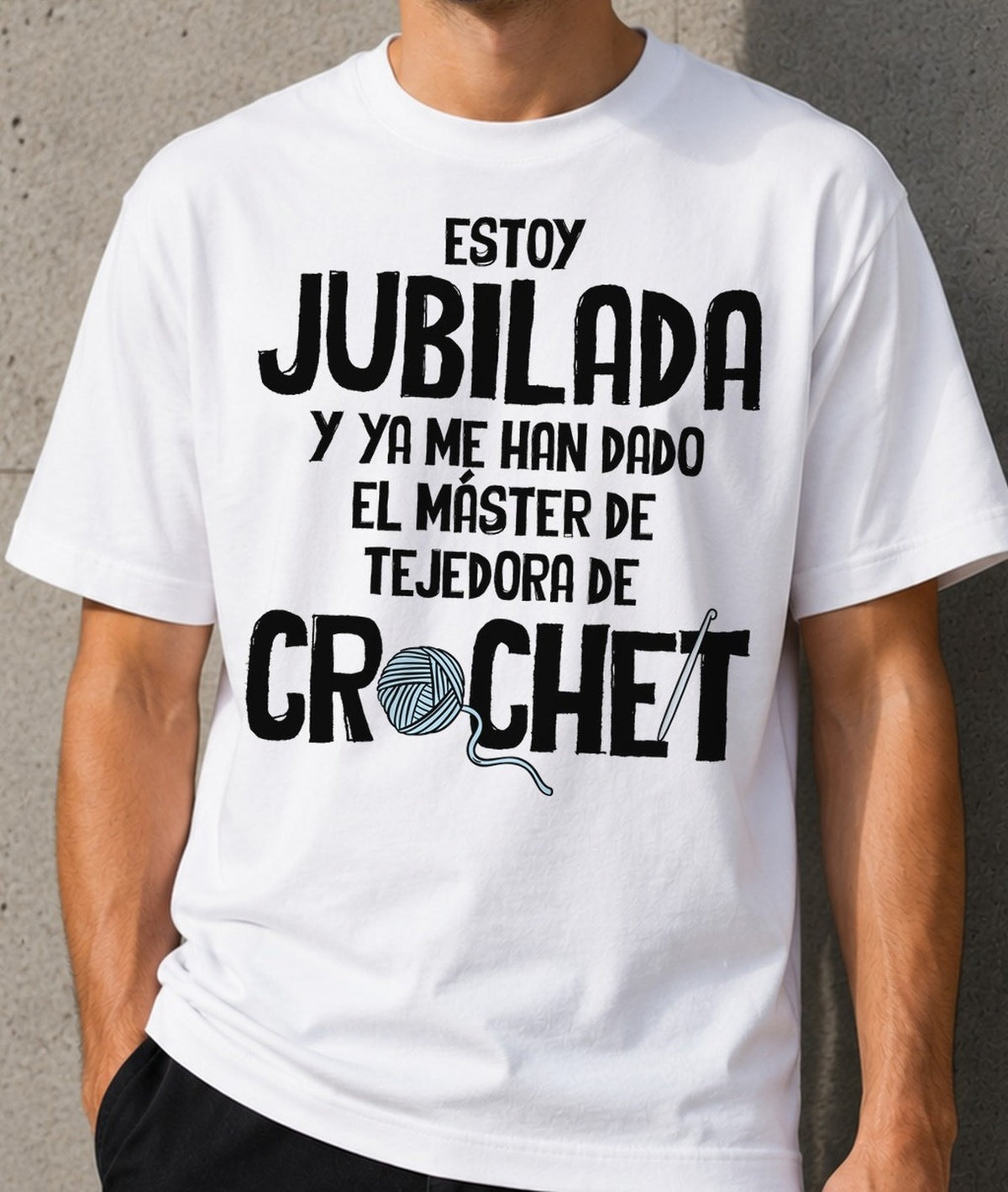 Camiseta Jubilada Master en Crochet – Regalo para jubilación (blanca)