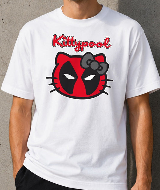 Camiseta Kittypool – Deadpool y Hello Kitty (blanca)