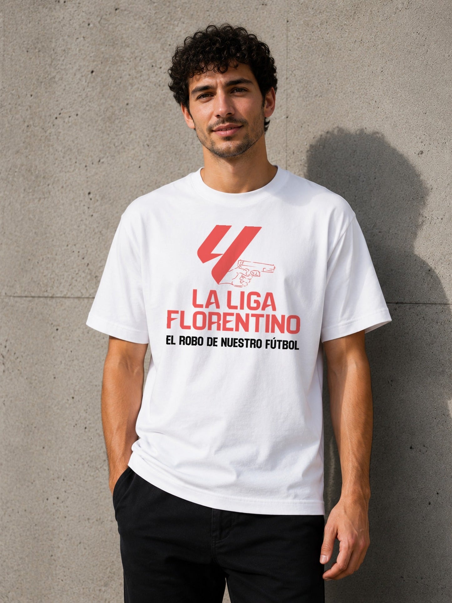 Camiseta con el diseño La Liga Florentino – El Robo de Nuestro Fútbol, de Paranoia Records