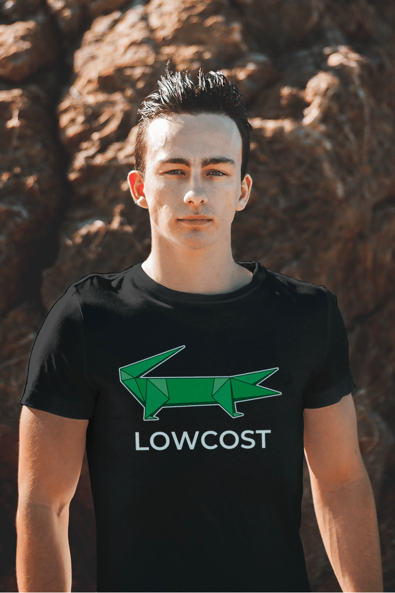 Camiseta Lowcost - El Cajón Friki