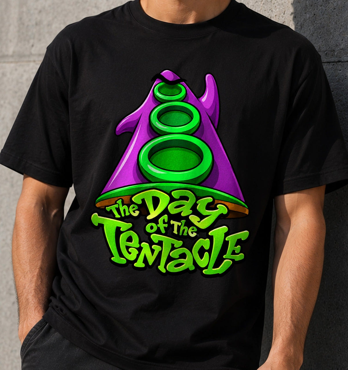 Camiseta Manic Mansion – Aventura Gráfica Retro (negra)