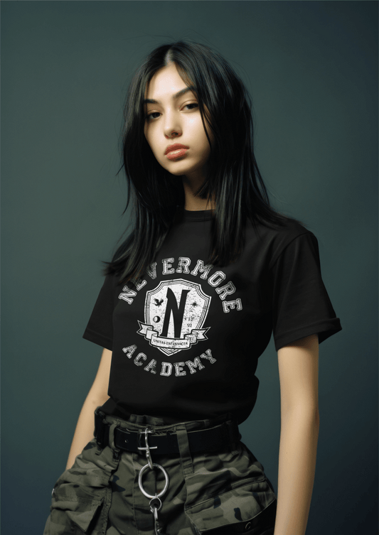 Camiseta Nevermore Academy - El Cajón Friki