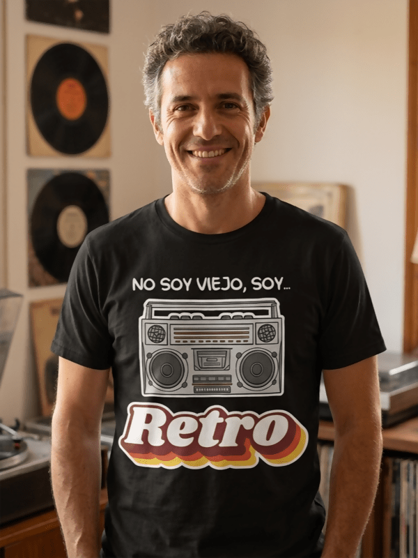 Camiseta No soy viejo soy retro - El Cajón Friki