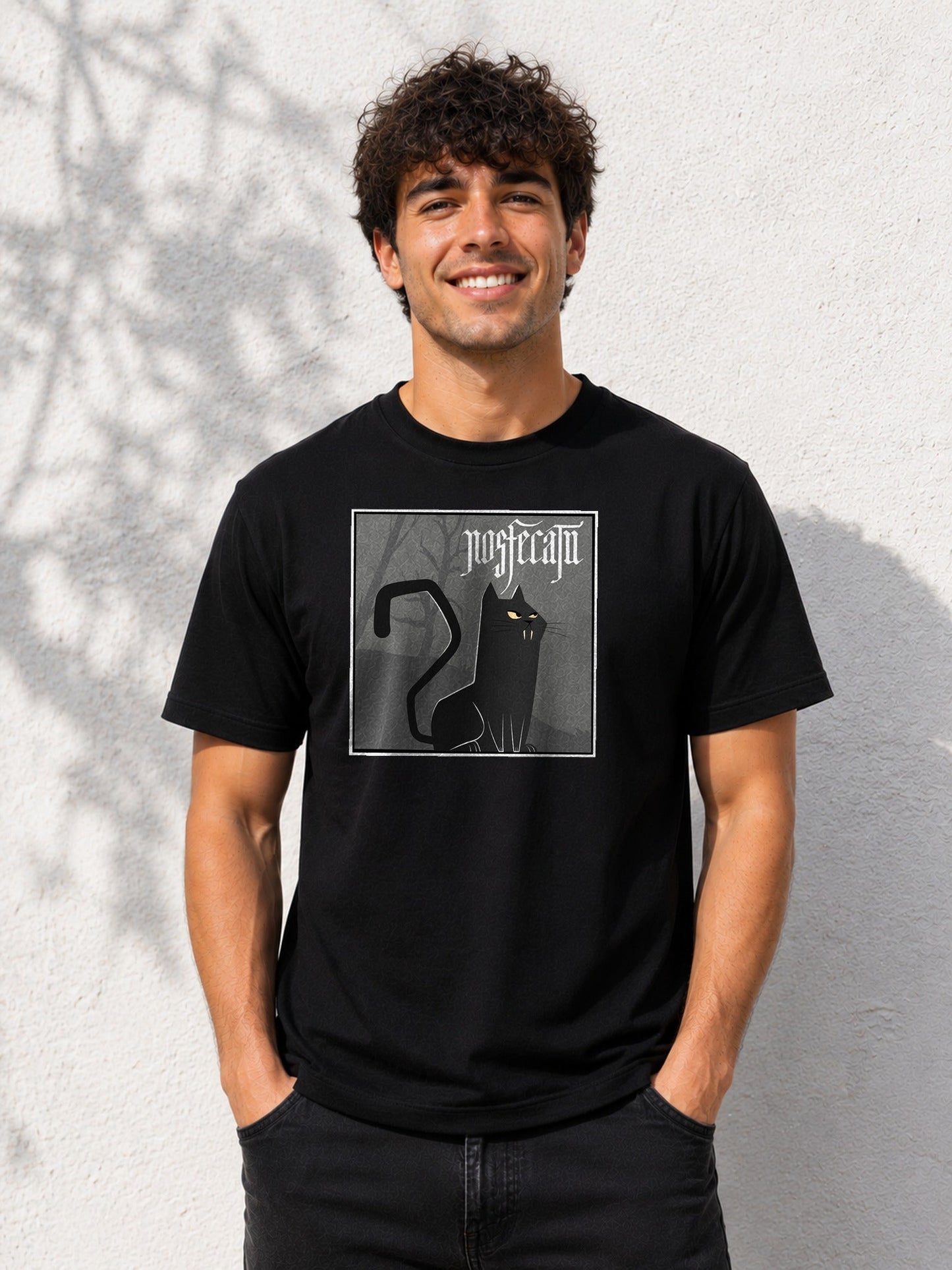 Camiseta con el diseño Nosfecatu – Parodia felina de Nosferatu para Halloween, de Paranoia Records