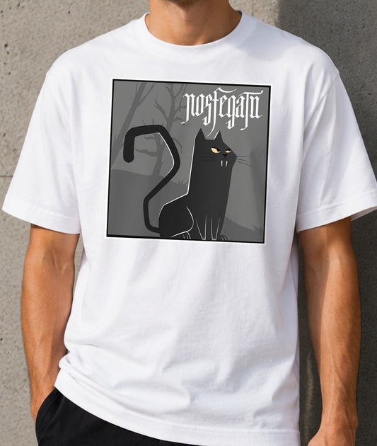 Camiseta Nosferatu – Parodia Gótica para Amantes de los Gatos (blanca)