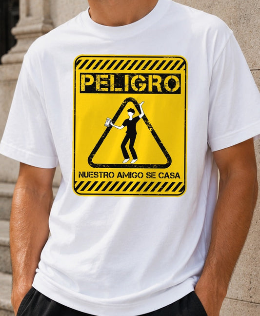Camiseta Nuestro Amigo se Casa – Despedida de Soltero (blanca)