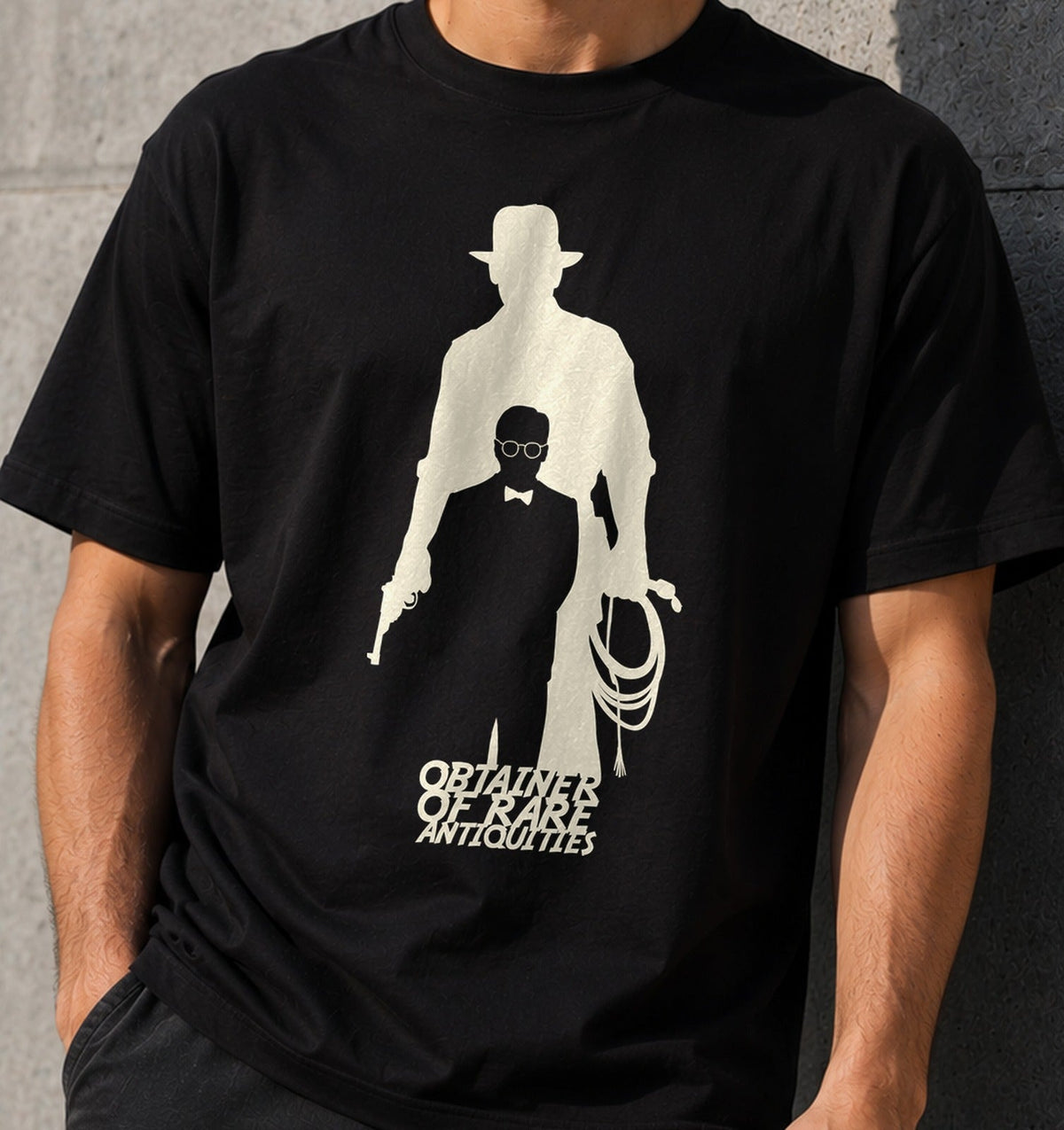 Camiseta Obtainer of Rare Antiquities – Arqueólogo Aventurero y Fan Friki (negra)