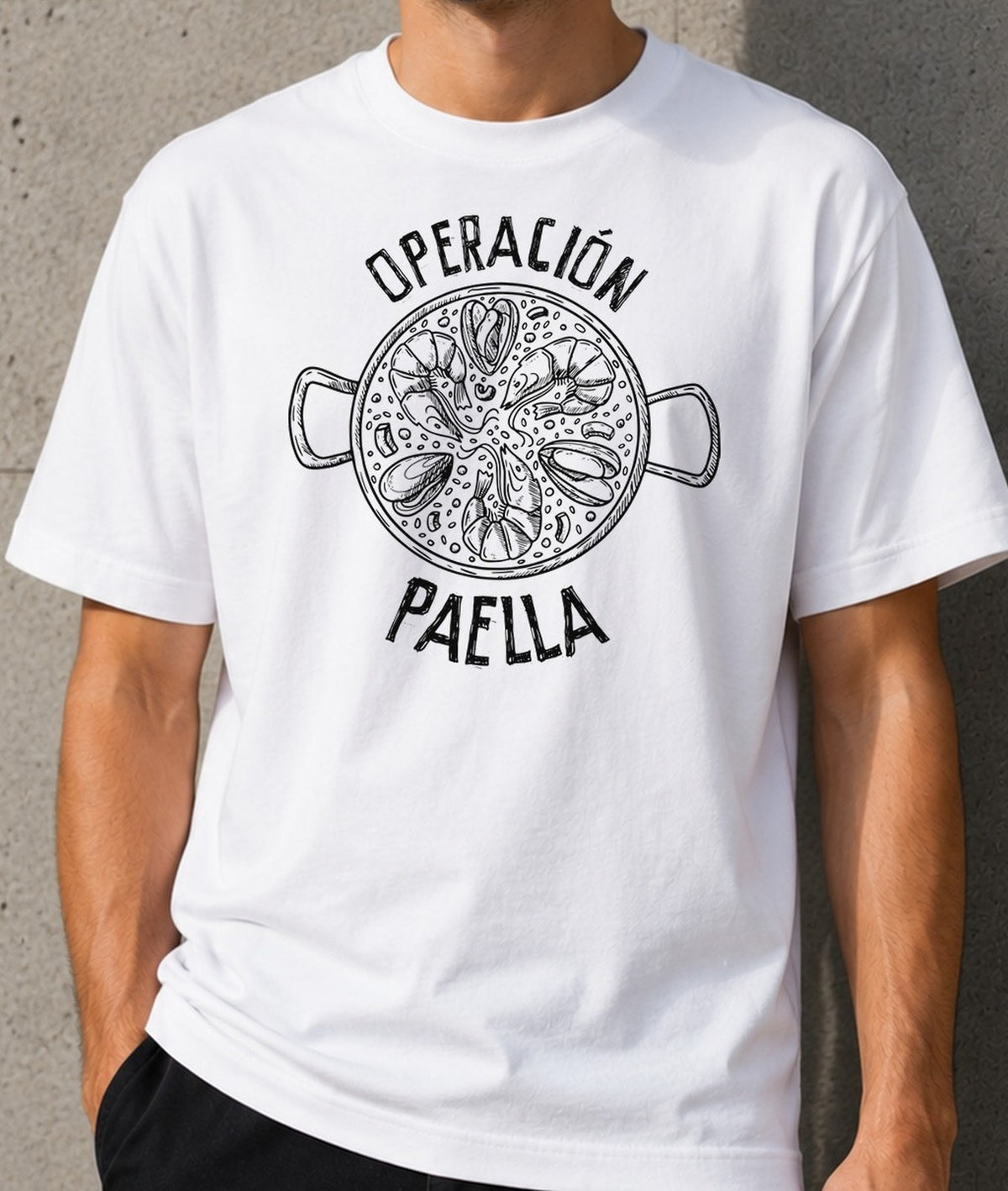 Camiseta Operación Paella – Regalo para el paellero de la familia (blanca)