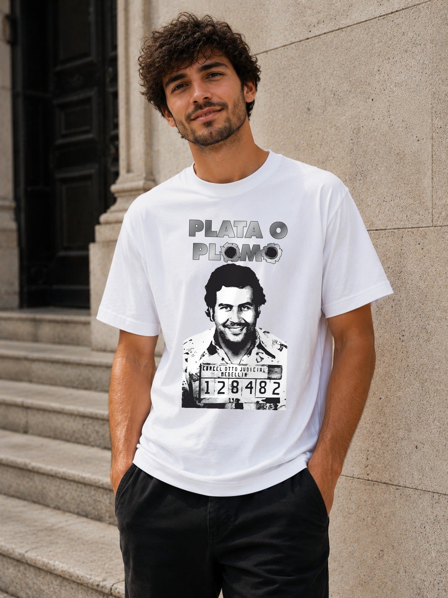 Camiseta con el diseño Plata o Plomo – Pablo Escobar, de Paranoia Records