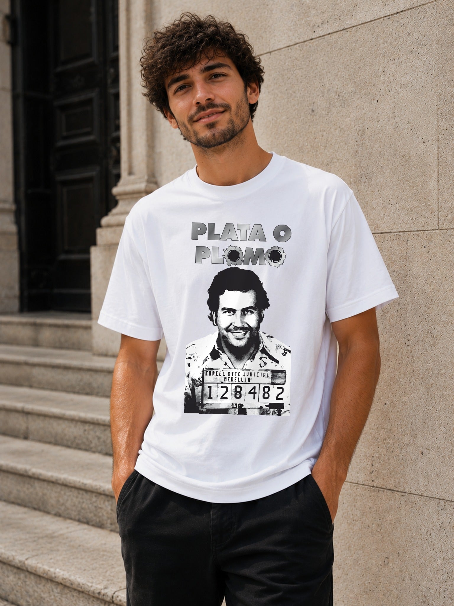 Camiseta con el diseño Plata o Plomo – Pablo Escobar, de Paranoia Records