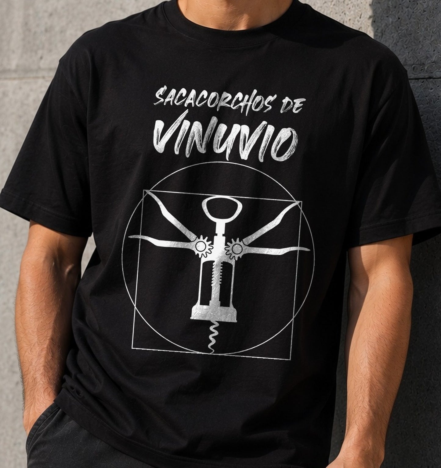 Camiseta Sacacorchos de Vinuvio – Parodia del Hombre de Vitruvio (negra)