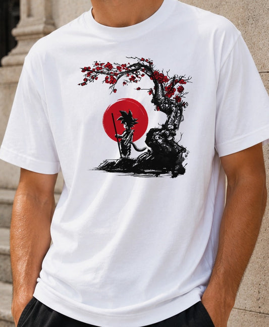 Camiseta Saiyan under the sun – Goku de Dragon Ball (blanca)