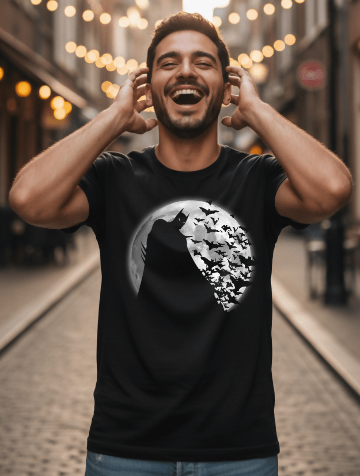 Camiseta Shadow Under the Moon - El Cajón Friki