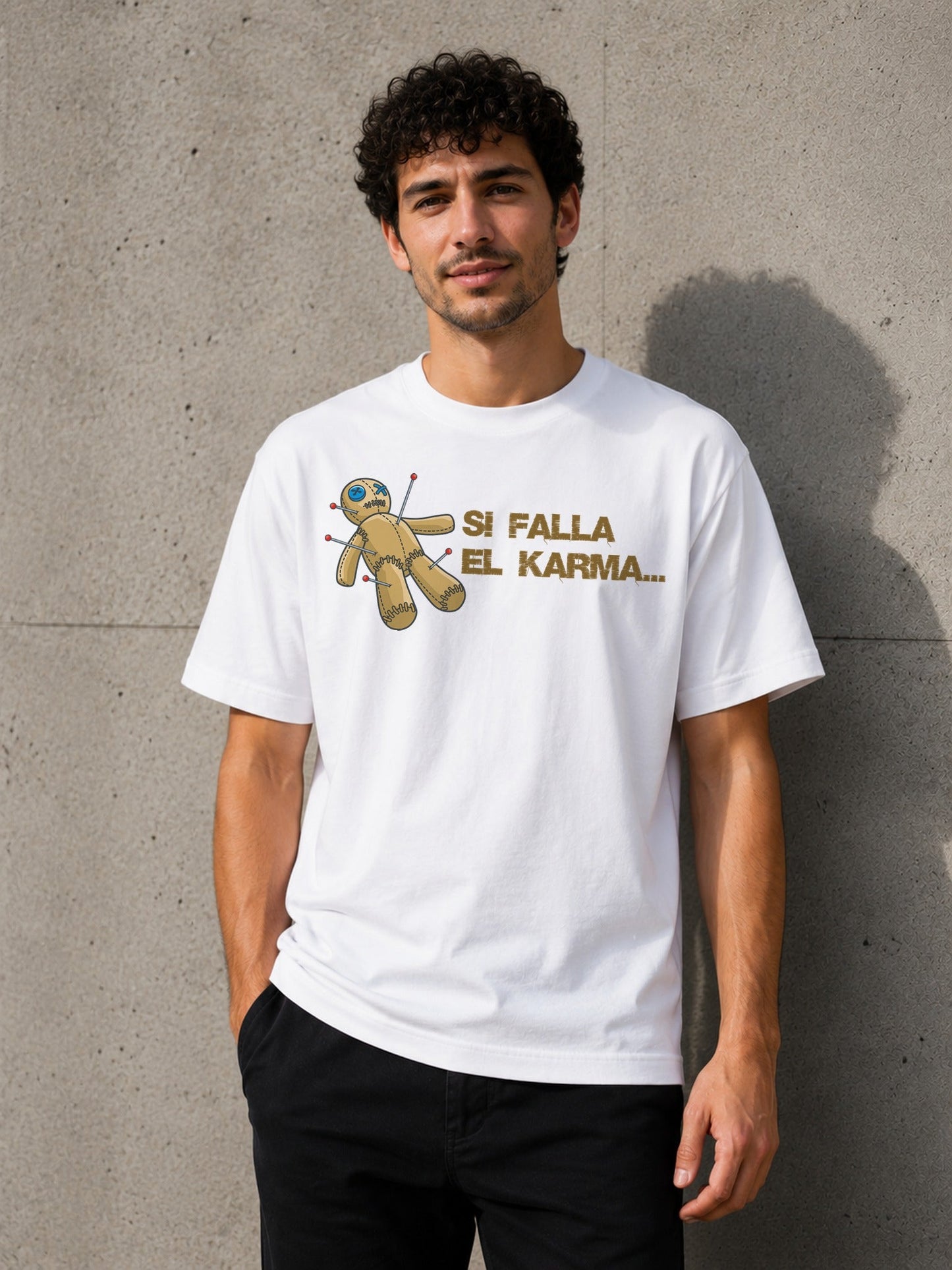 Camiseta con el diseño Si Falla El Karma – Regalo con humor negro, de Paranoia Records