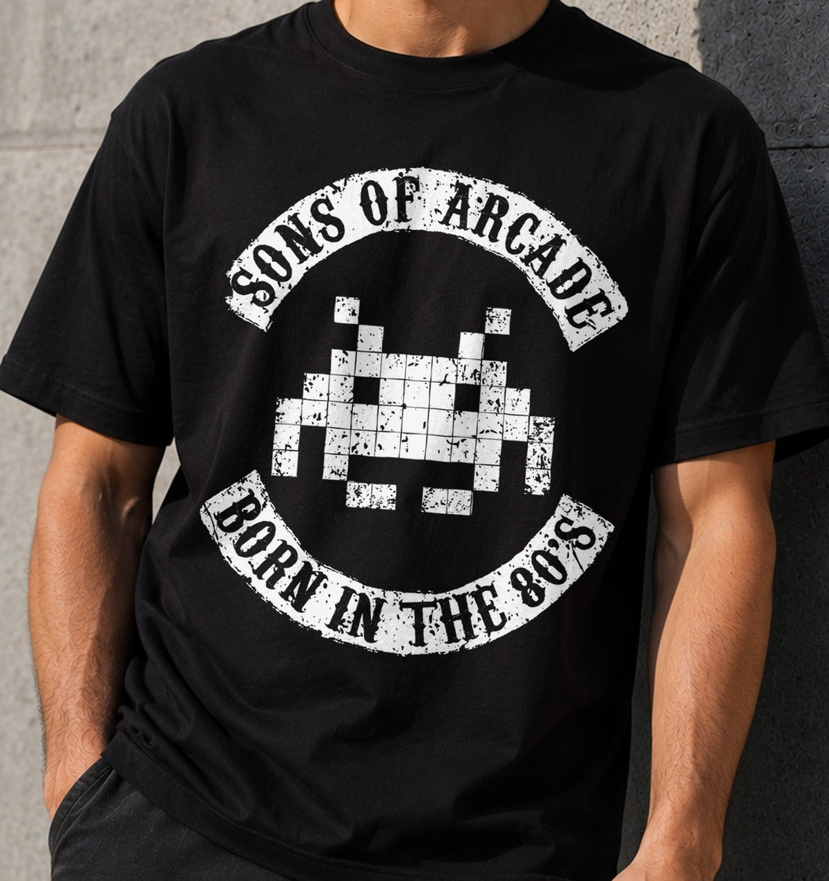 Camiseta Sons of Arcade – Marcianitos Retro Años 80 (negra)