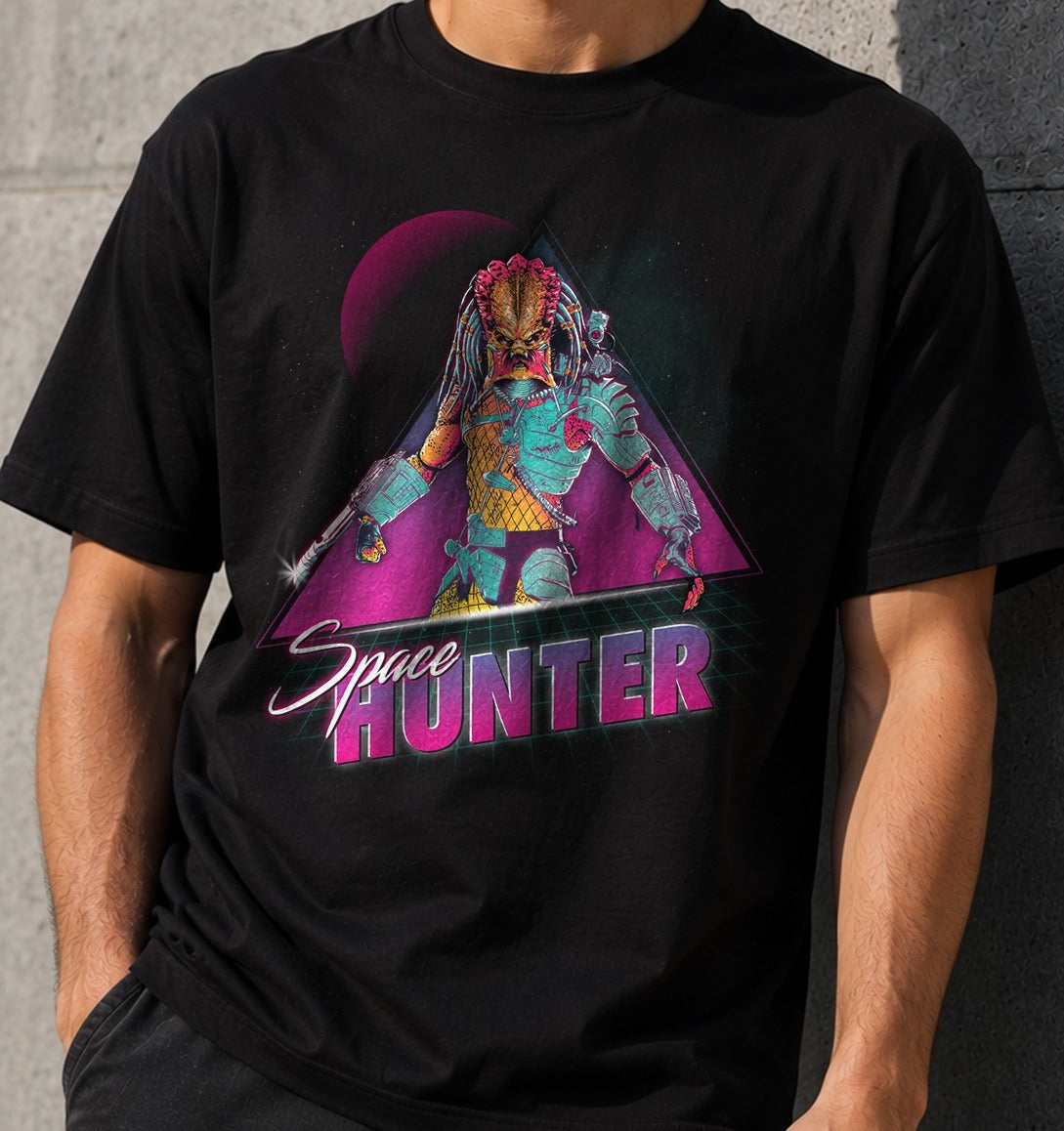 Camiseta Space Hunter – Predator (negra)