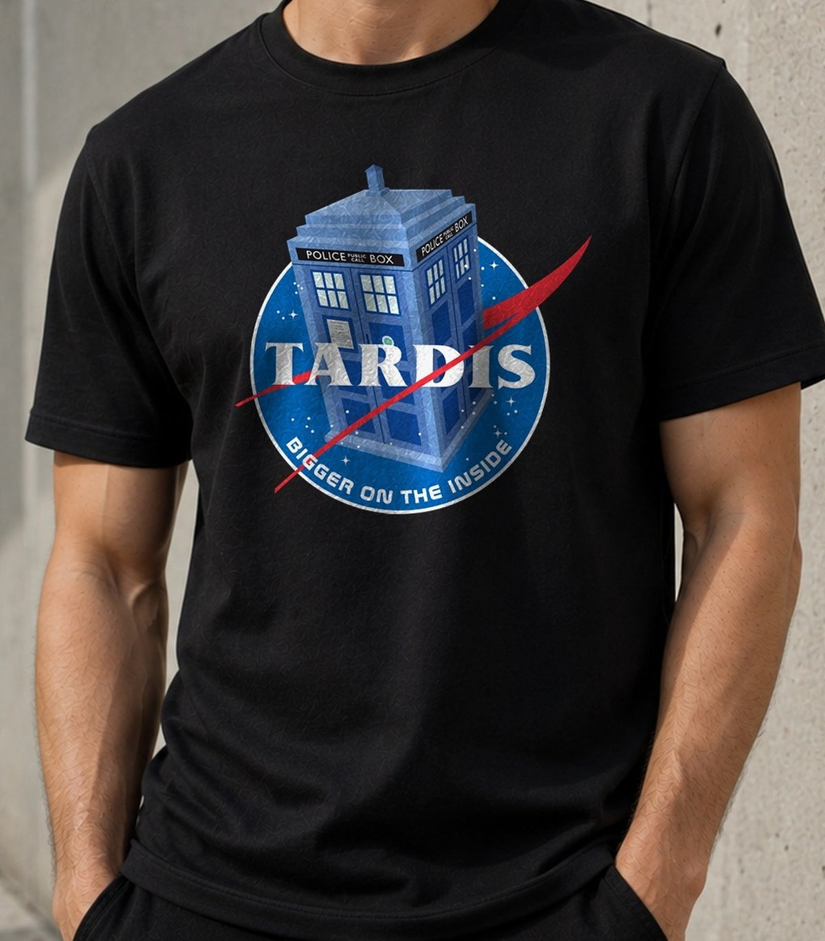 Camiseta TARDIS – Doctor Who (negra)