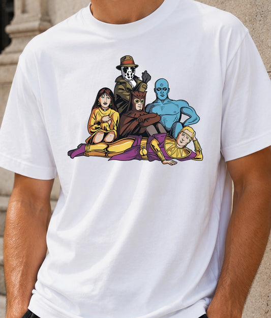 Camiseta The Watch Club – Superhéroes Oscuros de Cómic (blanca)
